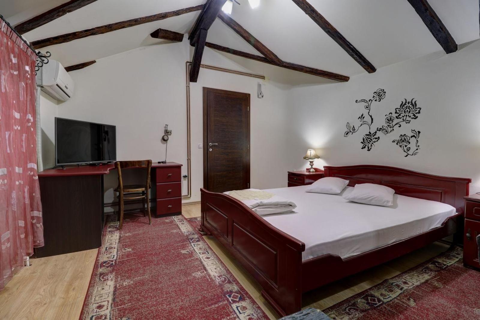 Hotel Perla Ldm Leskovac Лесковац Экстерьер фото