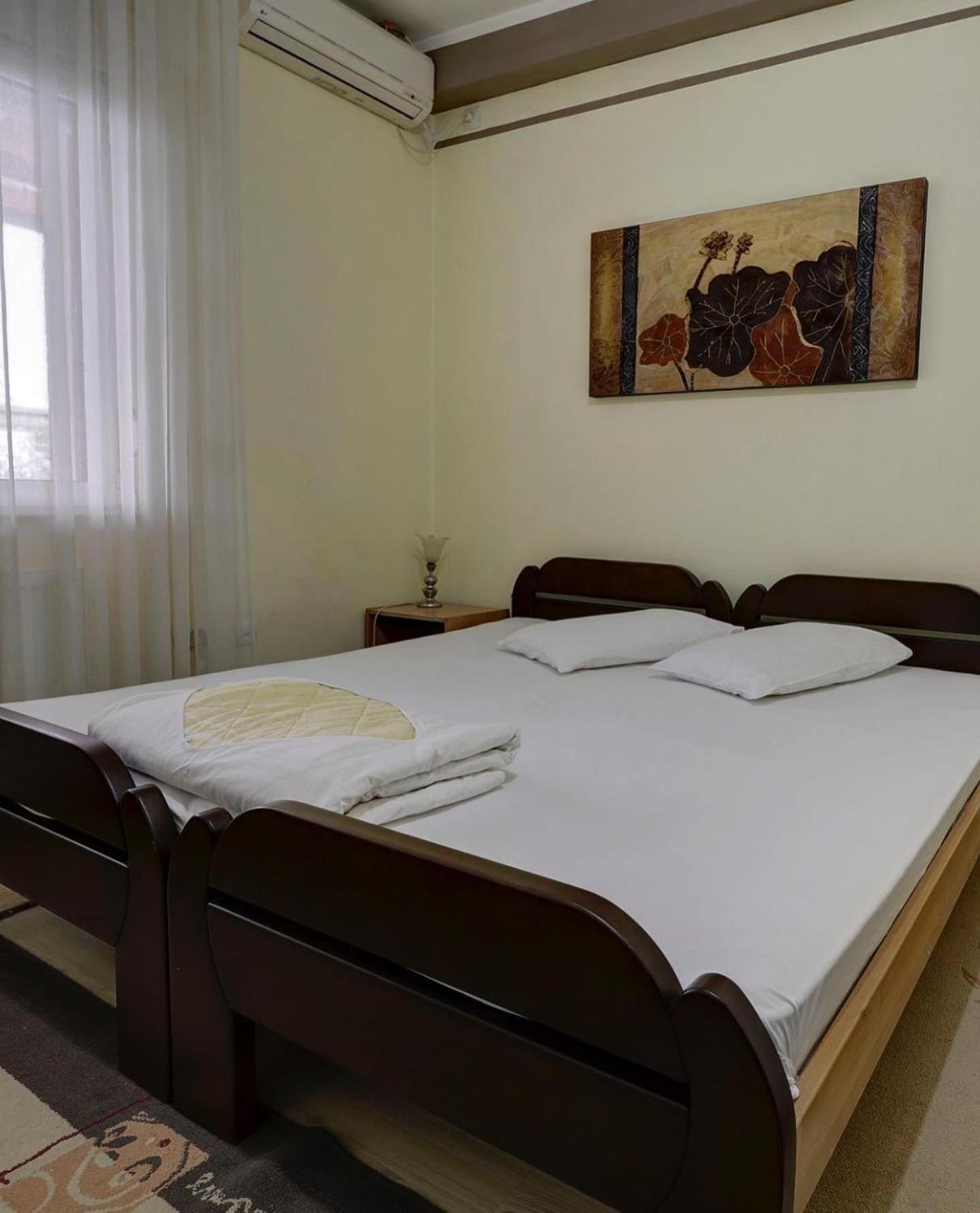 Hotel Perla Ldm Leskovac Лесковац Экстерьер фото
