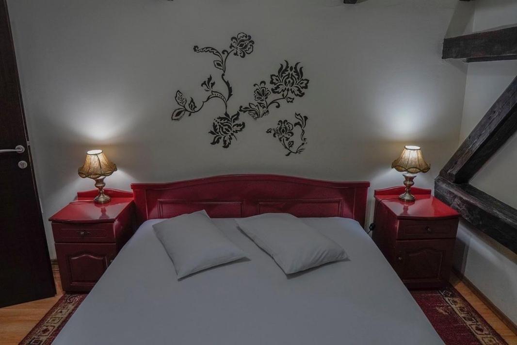 Hotel Perla Ldm Leskovac Лесковац Номер фото